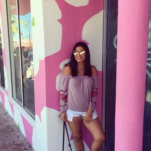 Meet your Posher, Sofia